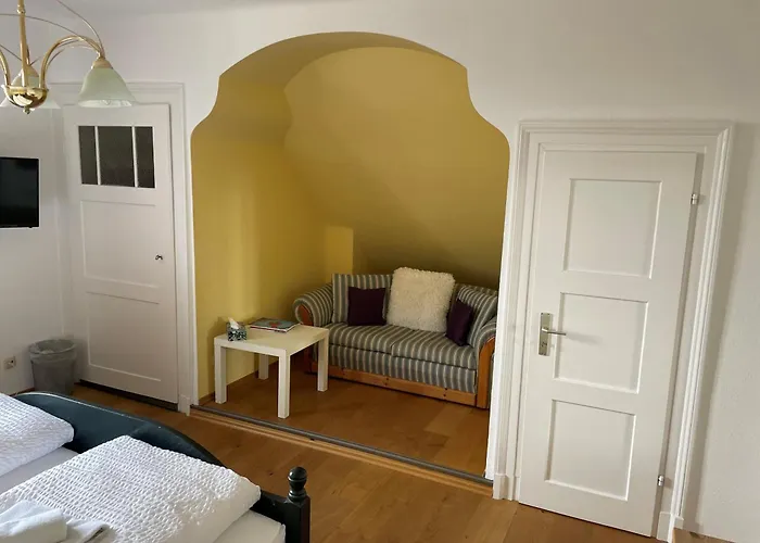 Landgasthaus Doebraberg Отель *