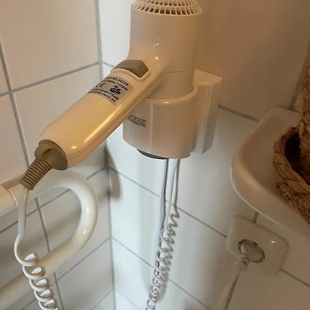 Landgasthaus Doebraberg فندق *